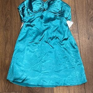 Elegant Teal Strapless Dress